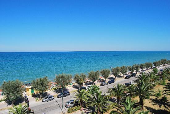 Stella 1 Apartment Roseto Degli Abruzzi Exterior photo